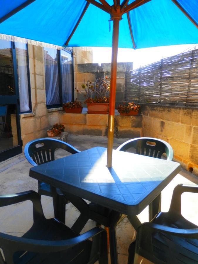Arkati Literary B&B Sannat Exterior photo